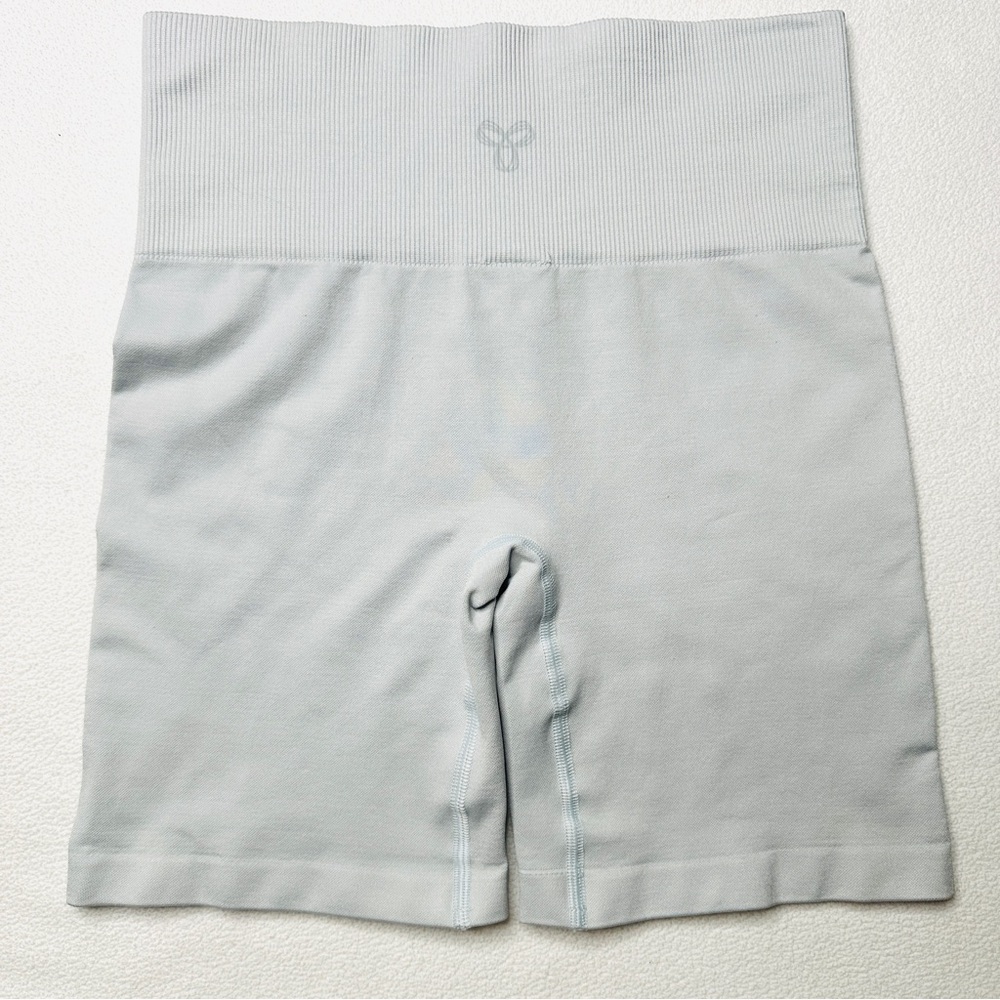 Aritzia Tnabody™ Atmosphere Hi-rise 5" Short| Plein Air - Picture 6 of 8
